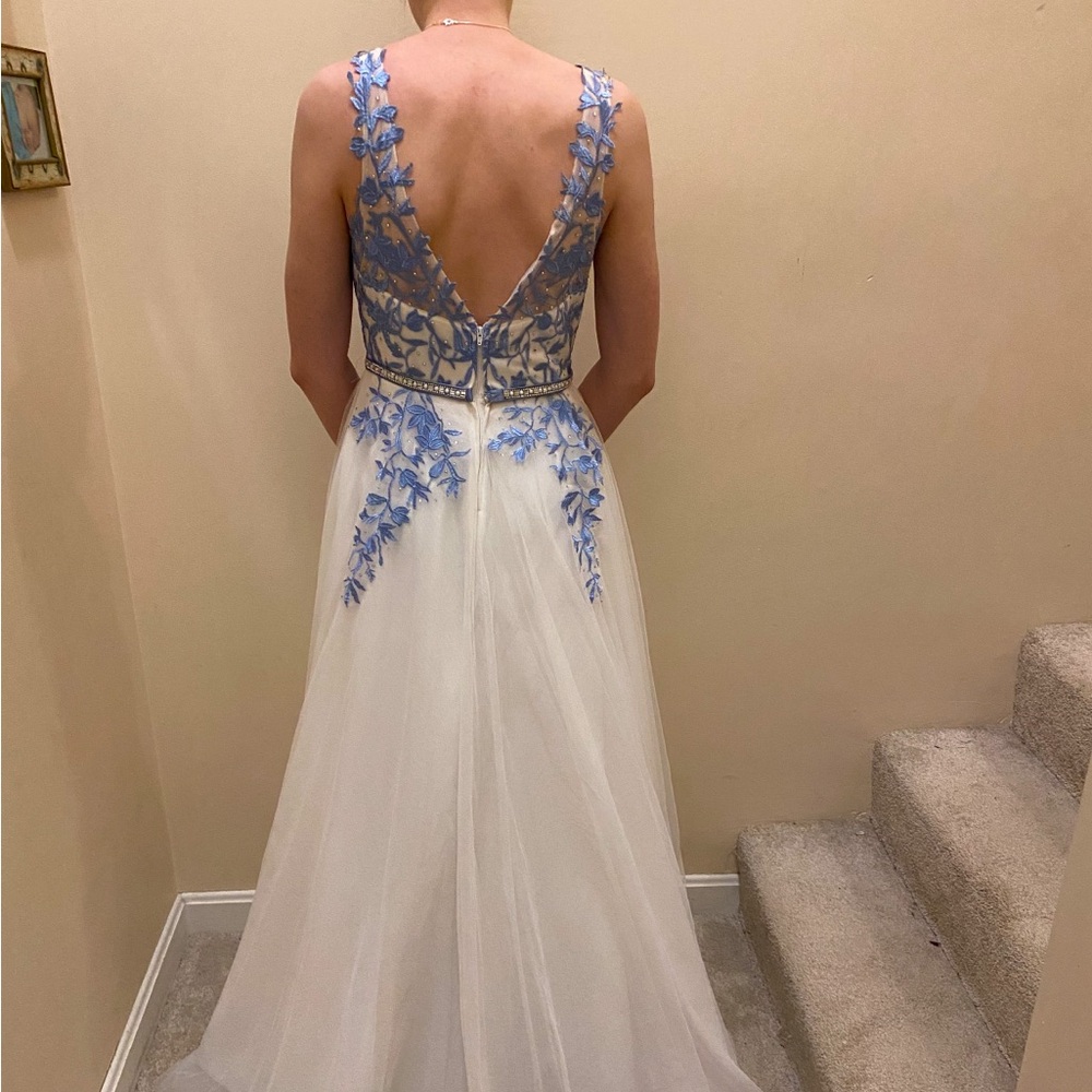 prom seasonn is going to be here before you know it.